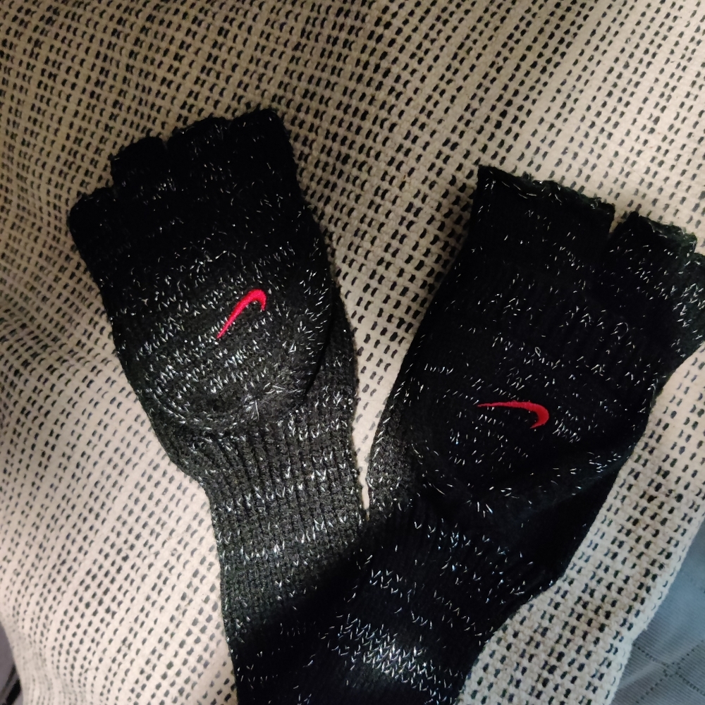 Gloves